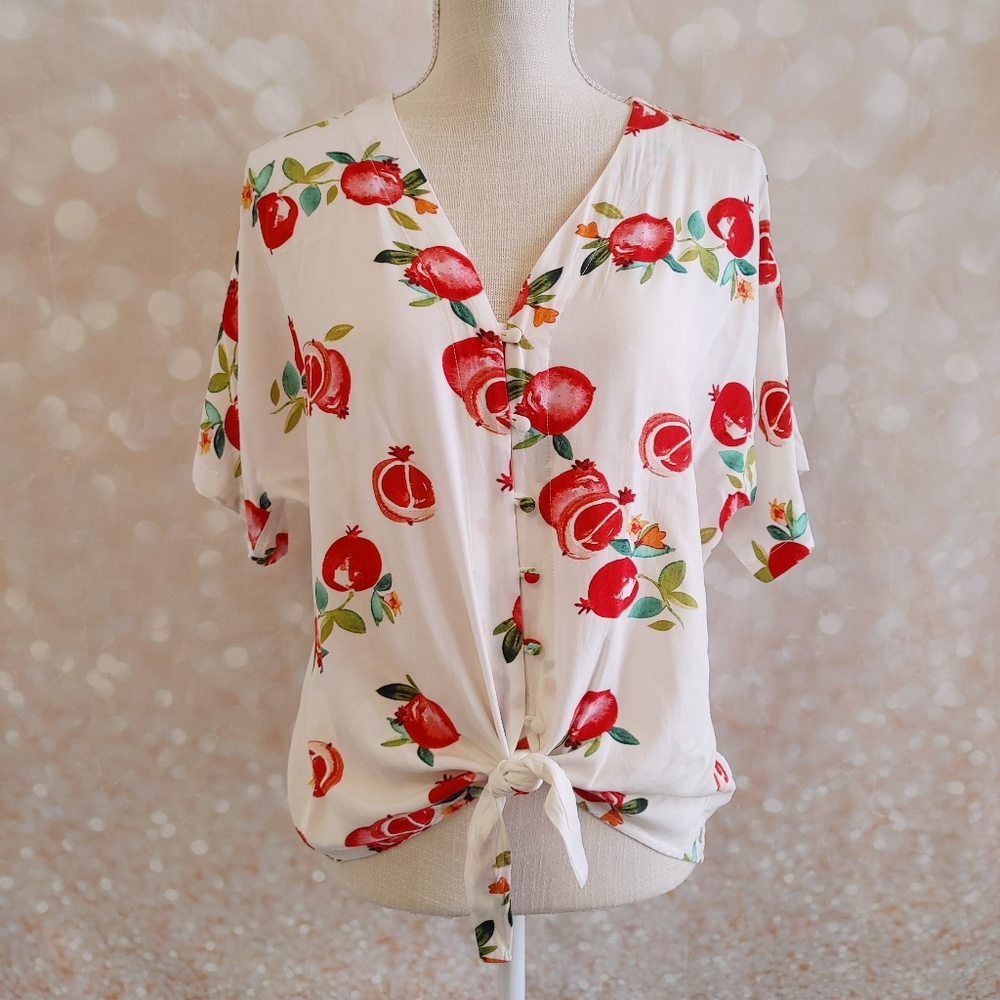 NWOT Fun Pomegranate Front Tie Top